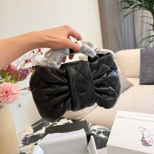 Sacs à main de luxe haut de gamme authentiques, sacs à main de marque célèbre à la mode, portefeuilles et sacs fourre-tout de luxe pour femmes - Product Image 1