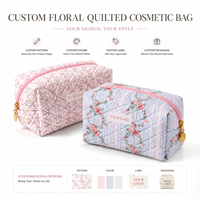 Sac cosmétique souple de grande capacité Petite trousse de maquillage matelassée à motifs floraux Petite trousse de toilette professionnelle avec logo personnalisé
