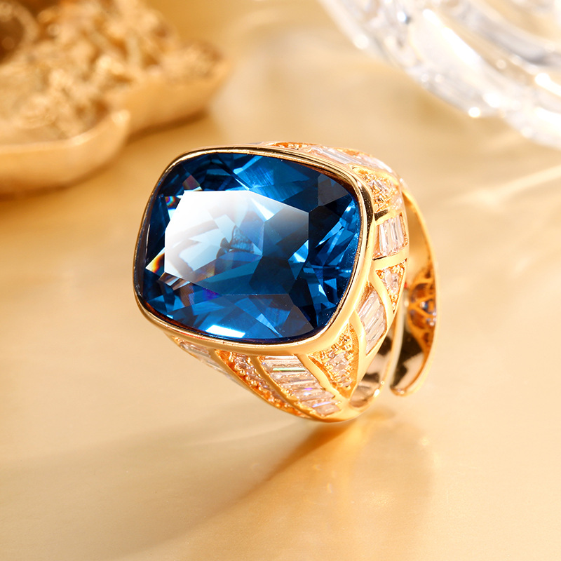 Bague bleue à cristal pointu, taille ajustable