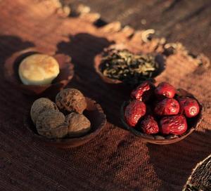 Juego de Tazones de Madera Tallados Reutilizables Pequeños para Decoración del Hogar - Product Image 1