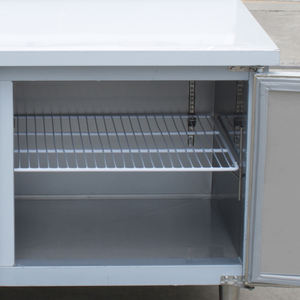Mesa de Trabajo Refrigerada de Acero Inoxidable con Temperatura Única, <span class=keywords><strong>Congelador</strong></span> Bajo Encimera, Mesa de Preparación con Control Digital y Estantes Ajustables - Product Image 5