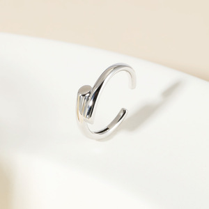 <span class=keywords><strong>LUMINA</strong></span> Jewelry's Lujoso anillo liso cruzado geométrico de plata 925 Anillo de racimo de estilo coreano con chapado en rodio - Product Image 4