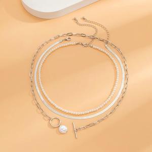 Collar de cadena de oro con perlas de varias capas para mujer, gargantilla de moda para fiesta - Product Image 3