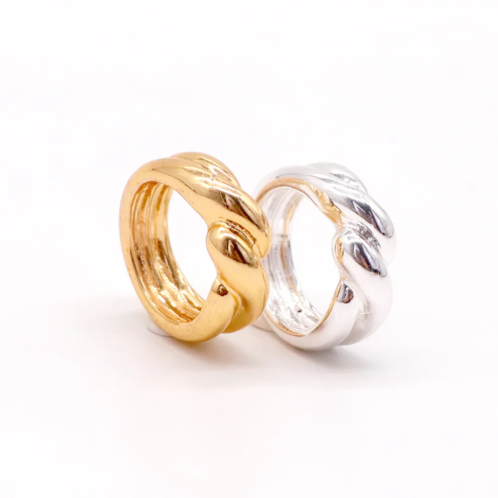 Hot Selling Zinc Alloy Gold and Platinum Plated Minimalist Twist Finger Ring Women Jewelry