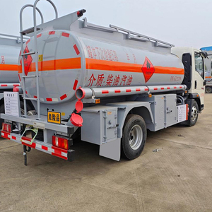 รถบรรทุกถังน้ำมัน SINOTRUK HOWO 4X2 รถบรรทุกจ่ายน้ำมันเคลื่อนที่แบบใหม่สำหรับเก็บน้ำมันและน้ำ  แบบแมนนวล - Product Image 4