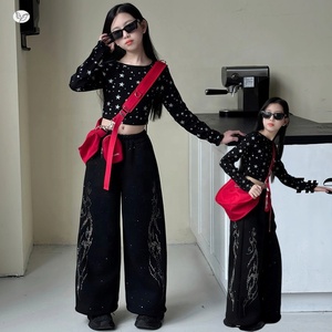 Completo da ragazza in 2 pezzi, top a maniche lunghe con strass a forma di stella a cinque punte, pantaloni a gamba larga per bambini adolescenti - Product Image 1