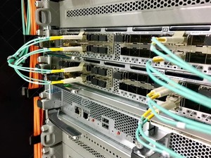 Customized 10GBASE SR SFP+ 850nm 300m Duplex LC OM3 OM4 MMF Optical Module For Datacenter Communication - Product Image 6