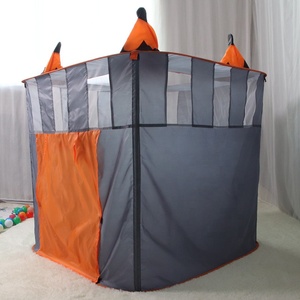 Carpa <span class=keywords><strong>de</strong></span> <span class=keywords><strong>Castillo</strong></span> <span class=keywords><strong>de</strong></span> <span class=keywords><strong>bruja</strong></span> para niños <span class=keywords><strong>de</strong></span> Halloween Diseño divertido Juguete deportivo grande y lindo para niños Juguete suave - Product Image 4