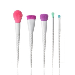 <span class=keywords><strong>Pinceau</strong></span> rotative en plastique cristal blanc, 1 pièce, brosse <span class=keywords><strong>de</strong></span> maquillage pour blush, couleur rose, fleur fraîche, plus léger, blanc - Product Image 1