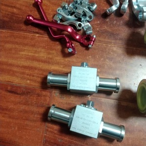 Válvula de Bola de Alta Presión con Brida Hydac KHBF-016-PN040-11146-02X, Operación Manual, Uso Industrial - Product Image 1
