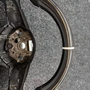 Volante Deportivo de Fibra de Carbono y Cuero Perforado para VW <span class=keywords><strong>Golf</strong></span> <span class=keywords><strong>8</strong></span> <span class=keywords><strong>GTI</strong></span> R MK7.5 <span class=keywords><strong>Golf</strong></span> R Sport Tipo D Mejorado - Product Image 4