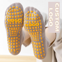 Chaussettes de yoga respirantes avec logo personnalisé, antidérapantes, en mélange de coton, avec grip, chaussettes de Pilates à orteils séparés, respirantes, pour studio, fitness et entraînement