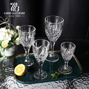300Ml 10Oz Elegante Hoge Witte Vintage Glazen Beker Champagne Wijn Glaswerk Glas Cup Met Scandinavië Gegraveerd Ontwerp
