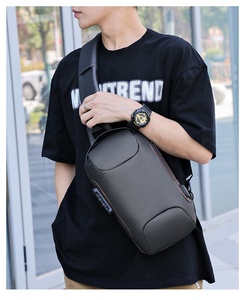 Nueva Bolsa de Pecho Impermeable Antirrobo con Puerto de Carga USB, Riñonera Multifuncional de Viaje, Bolsa Cruzada para Hombre - Product Image 4