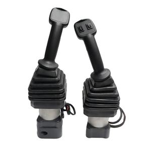 Poignée Joystick Chargeuse sur pneus 4THF6U06-12C4608 Poignée Joystick pour machines de construction - Product Image 6