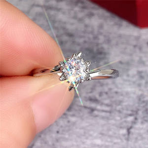 Anello F1223 in Argento con Diamante Taglio Brillante Rotondo Colore G Naturale Anello di Fidanzamento Classico da Donna - Product Image 4