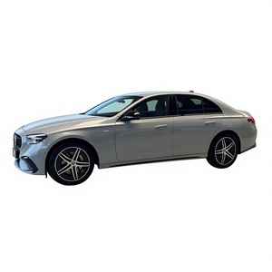 Mercedes-Benz Clase E E 300 2025 Automático Gasolina Turbo Faros LED Ruedas R19 Asientos de Cuero Euro VI 5 Plazas - Product Image 1