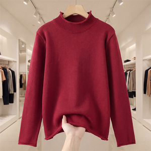 เสื้อสเวตเตอร์ผ้าฝ้ายหนาสำหรับผู้หญิง สีพื้น ทรงหลวม แขนยาว ป้องกันขนร่วง ผ้าถัก ปีใหม่ 2026 สีแดง - Product Image 1