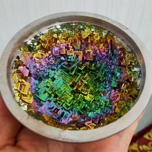 Bol de minéraux de bismuth géodes de bismuth rondes lingots de métal de démagnétisation spécimen minéral en cristal à vendre - Product Image 1