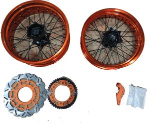 Jantes <span class=keywords><strong>Supermotard</strong></span> fournies directement en usine Jantes en alliage de moto de 17 pouces pour Husqvarna FC/TC/FE/TE/FS 125/250/300/450 - Product Image 2