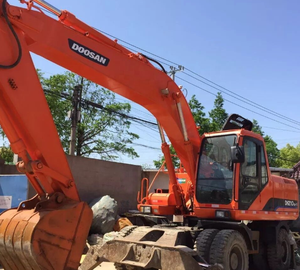 Excavatrice sur chenilles Doosan DH210W-7 d'occasion à vendre, état parfait, origine Corée du Sud, moteur inclus, modèle 2018, 1 an - Product Image 2