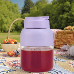 Mini frullatore portatile ricaricabile e automatico palmare Usb frullato di <span class=keywords><strong>frutta</strong></span> quattro lame spremiagrumi tazza per il regalo di viaggio Camp - Product Image 1