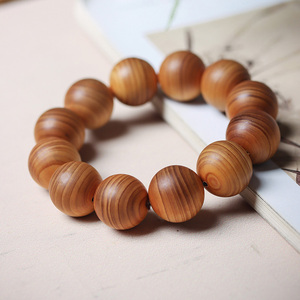Pulsera de Cuentas de Madera con Fragancia Natural, Diseño Moderno, Ligera y Exquisita, Venta al Por Mayor - Product Image 1