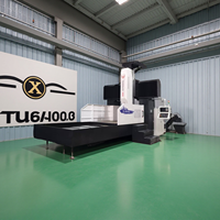 Fraiseuse à portique CNC 3 axes robuste BT50 pour composants aérospatiaux en cuivre avec changeur d'outils automatique CE