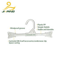 Cintres à lingerie en plastique PP transparent avec pinces, personnalisables, vente en gros directe usine