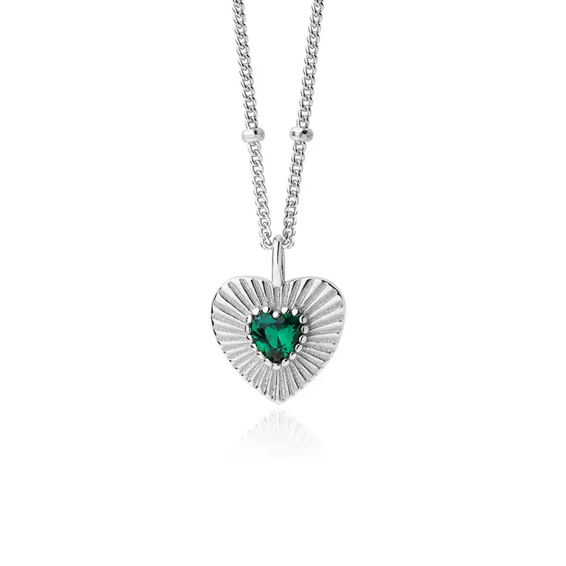 Nuovo 925 Sterling Silver Beaded Chain Heart Emerald collana con ciondolo a cuore in oro 18 carati gioielli da donna