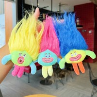 Porte-clés et pendentif de sac à dos en peluche, personnalisable en gros, multicolore, en forme de poupée à cheveux désordonnés, style dessin animé original et étrange