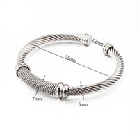 Bracelet ajustable Xinyashang en acier inoxydable, style romantique, avec câble torsadé plaqué or et maille en fer, bijoux fantaisie