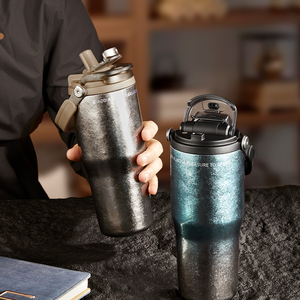 Thermos à café en titane pur inoxydable 700 ml sans BPA, moderne, pour les voyages, isolation thermique de 6 à 12 heures, respectueux de l'environnement - Product Image 5