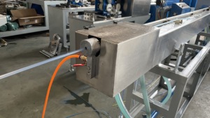 Machine à paille à faible bruit et à économie d'énergie pour <span class=keywords><strong>petit</strong></span> <span class=keywords><strong>atelier</strong></span>, ligne de production de paille tout-en-un, extrusion, découpe, emballage intégrés - Product Image 2