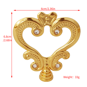 Conception originale en forme <span class=keywords><strong>de</strong></span> coeur avec <span class=keywords><strong>poignée</strong></span> et bouton <span class=keywords><strong>de</strong></span> couvercle en cristal Poignées métalliques <span class=keywords><strong>de</strong></span> couvercle personnalisées Accessoires <span class=keywords><strong>de</strong></span> boutons d'ustensiles <span class=keywords><strong>de</strong></span> cuisine et <span class=keywords><strong>de</strong></span> meubles - Product Image 2