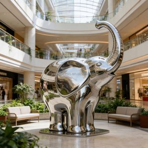 Escultura de Elefante en Acero Inoxidable Pulido, Diseño Personalizado, Tamaños y Bases a Medida para Espacios Públicos de Entretenimiento - Product Image 2