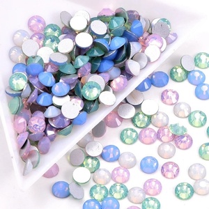 Oleeya Vente en gros 14400 pièces de strass en verre aux couleurs néon et opale, non thermocollants, pour la décoration des ongles - Product Image 3