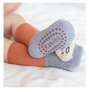 Chaussettes antidérapantes pour bébé printemps-été, 25 paires, avec colle ponctuelle, motif animal de dessin animé 3D, chaussettes de trampoline pour tout-petits, chaussettes courtes en coton - Product Image 5