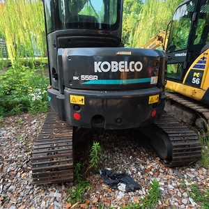 Mini-pelleuse sur chenilles d'occasion SK55SR de 5 tonnes, de haute qualité, durable et très vendue, idéale pour l'agriculture et les travaux domestiques - Product Image 2