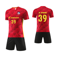 Vêtements de football en polyester respirant imprimés par sublimation en gros, 100% polyester, pour adultes, avec nom et logo personnalisés, séchage rapide