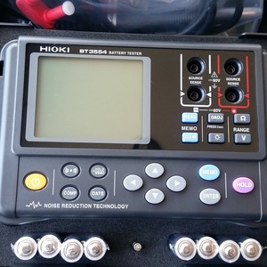 Testeur de batterie HIOKI BT3554, résistance d'entrée 100 M, technologie de réduction du bruit - Product Image 3