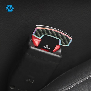 A fibra luminosa personalizada do carbono do logotipo Car Seat <span class=keywords><strong>Belt</strong></span> Extender Plug Clip Segurança do carro com todo o logotipo do carro - Product Image 2