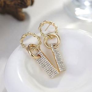 Boucles d'oreilles en argent S925, style coréen, luxe léger, ensemble de diamants, motif géométrique en forme de cœur, personnalité féminine, style froid, quartz - Product Image 4