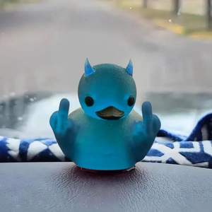 2024 tout nouveau canard en résine canard d'halloween pour Cool Guy pour style gothique fille voiture ornements produit - Product Image 4