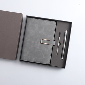 <span class=keywords><strong>Precio</strong></span> de fábrica A5 PU Diario de cuero Nuevo diseño <span class=keywords><strong>Tapa</strong></span> <span class=keywords><strong>dura</strong></span> Cuero en relieve Planificador Diario <span class=keywords><strong>Cuaderno</strong></span> con bolígrafo en cuadernos de regalo - Product Image 4