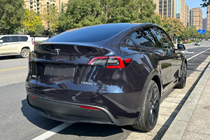 ฟิล์มไวนิลหุ้มรถยนต์ PET สีดำคริสตัลเงาสีน้ำเงินคุณภาพสูง 7.5 มิล ฟิล์มเปลี่ยนสีได้ ซ่อมแซมตัวเองได้ ป้องกันรอยขีดข่วน สติ๊กเกอร์ตกแต่งรถยนต์ - Product Image 5