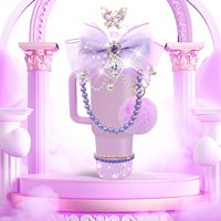 Ensemble d'accessoires pour gobelet de 30 à 40 oz, avec des bottes décoratives scintillantes, un bouchon de paille papillon et une chaîne à perles