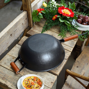 Handmade Cast <strong>Iron</strong> Wok Non-Stick Flat <strong>Iron</strong> Carbon Steel Thickened Wooden Handle Kitchenware Hand Hammered For Electric <strong>Cooking</strong>