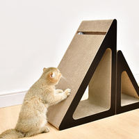 Tikar goresan kucing segitiga, pengasah cakar kertas bergelombang papan garuk kucing mainan Scratcher Post-Premium pohon kucing