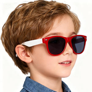 แว่นกันแดดเด็กสไตล์ยุโรปอเมริกันคลาสสิกกรอบวงรีซิลิโคนป้องกันรังสียูวี 400 แฟชั่นกลางแจ้งสำหรับทุกเพศ - Product Image 3